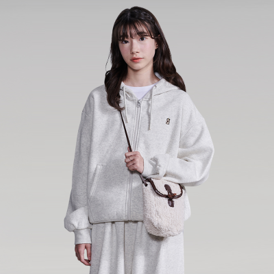 [에꼴리에] 여자 겨울신상 미니자수기모후드점퍼(25D0751)