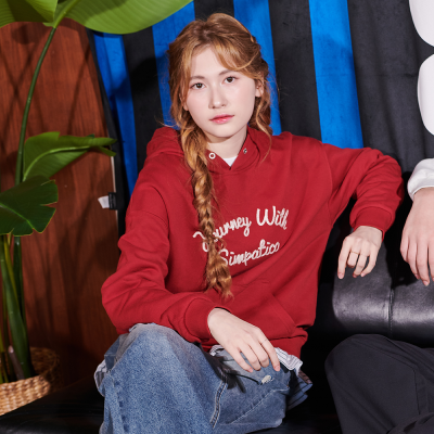 [에꼴리에] 여자 봄신상 핸들레터링레드후드티(26A0452)