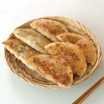 [마켓O리 상품] [창화당] 숯불 납작 왕군만두 500g x 3팩 (무료배송)