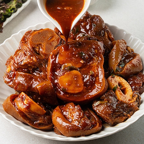 먹스타 한우 매콤 우족찜 1.4kg X 1팩 (무료배송)