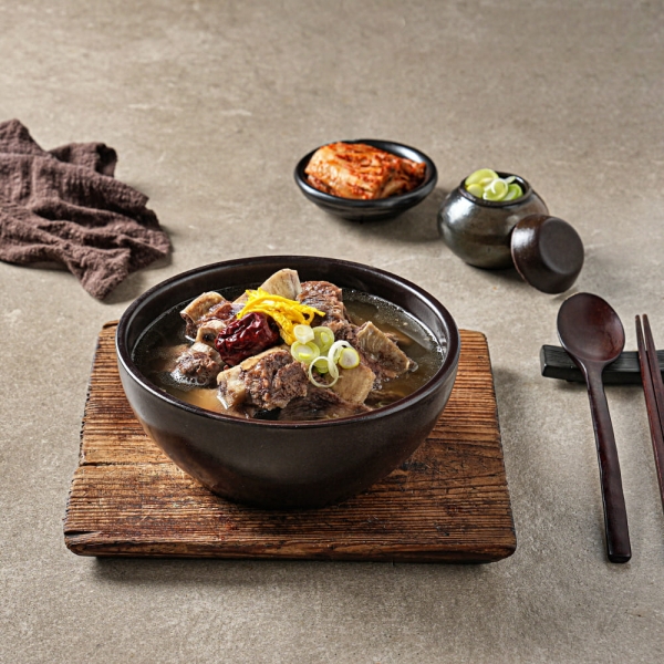 [실온보관] 엄마정성 푸짐한 소갈비탕 700g x 4팩 (무료배송)