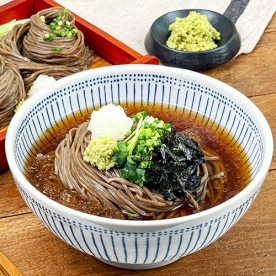 [오늘만!특가] [귀빈정] 26년 명장 생 메밀소바 6인분+가쓰오소스 육수6개 (무료배송)