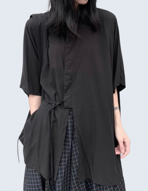 Japanese-style strap shirt