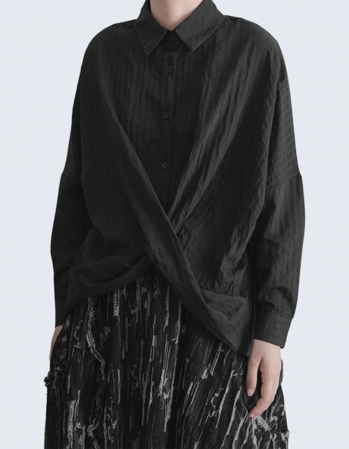 Unbalanced design pleated shirt