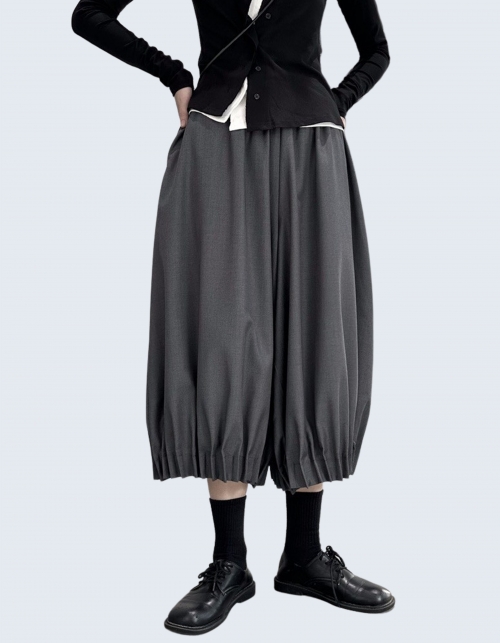 wide leg pleated pants