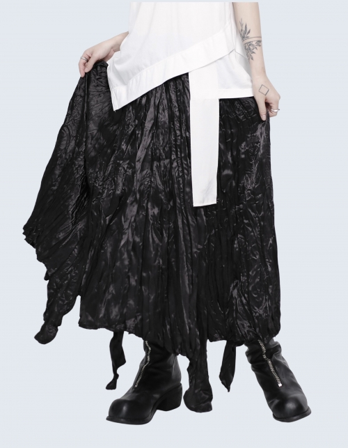 plastic tactile pleated skirt