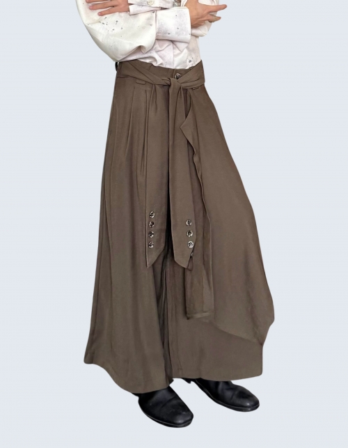 Hakama Design Capri Strap Pants