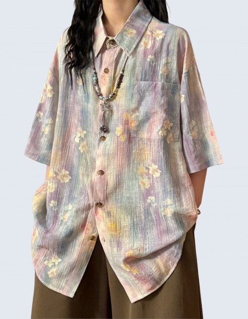 small flower gradation short-sleeved shirt