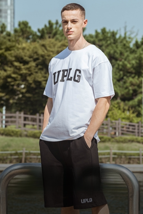 Arch Logo Oversized T-Shirts