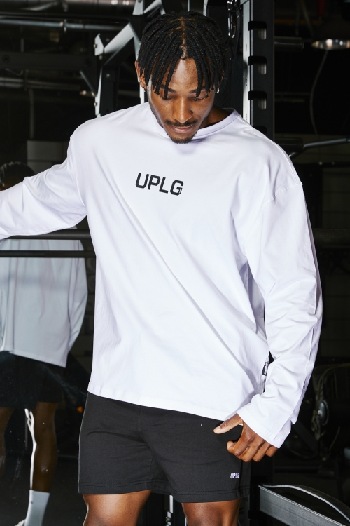 UPLG 메인로고 에센셜 롱슬리브 티셔츠