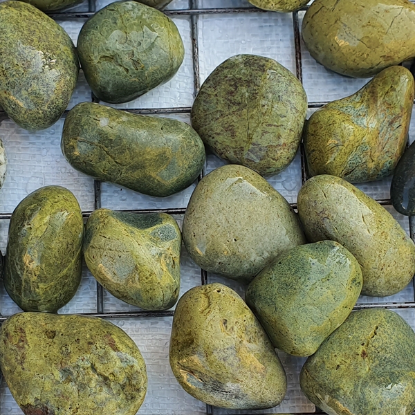 녹색자갈(green pebble)