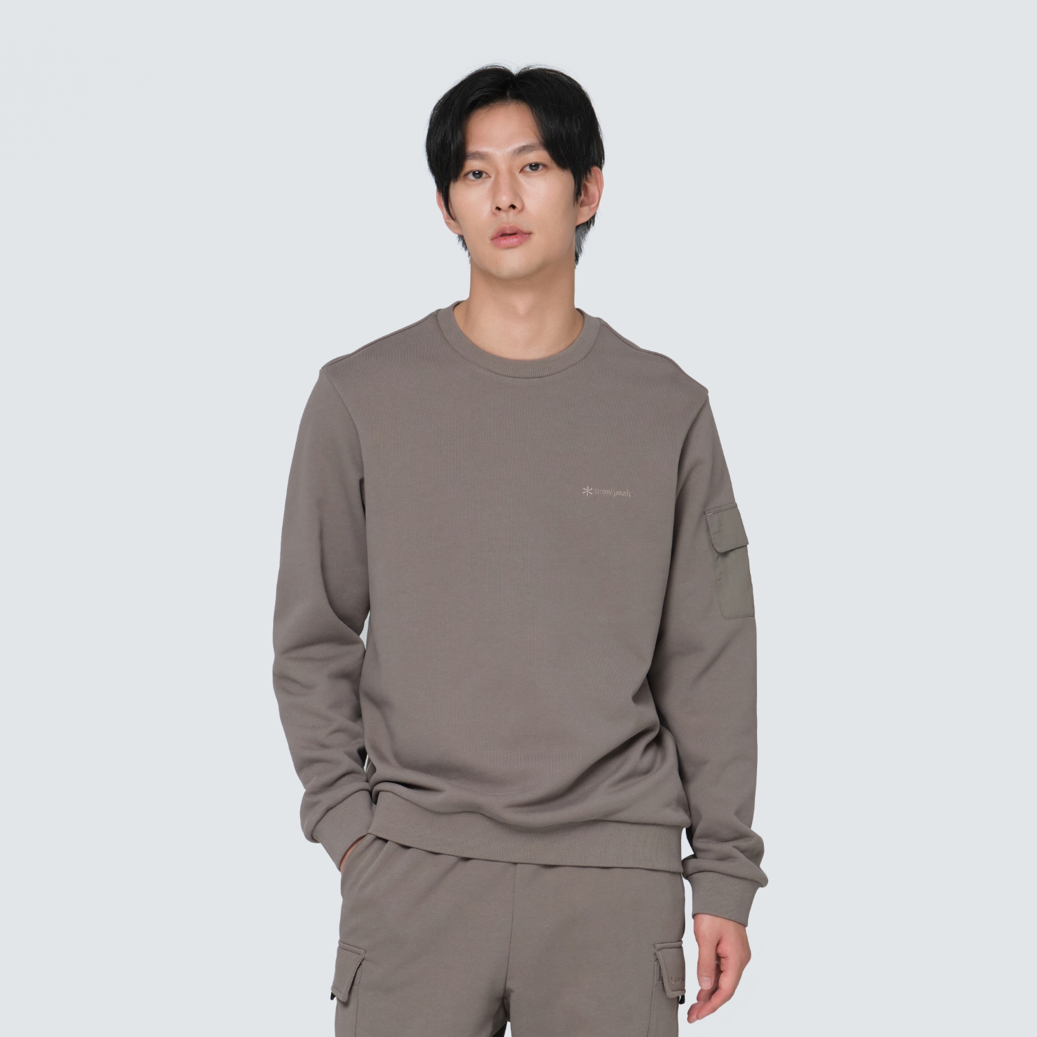 랜드 포켓 맨투맨 Dark Khaki