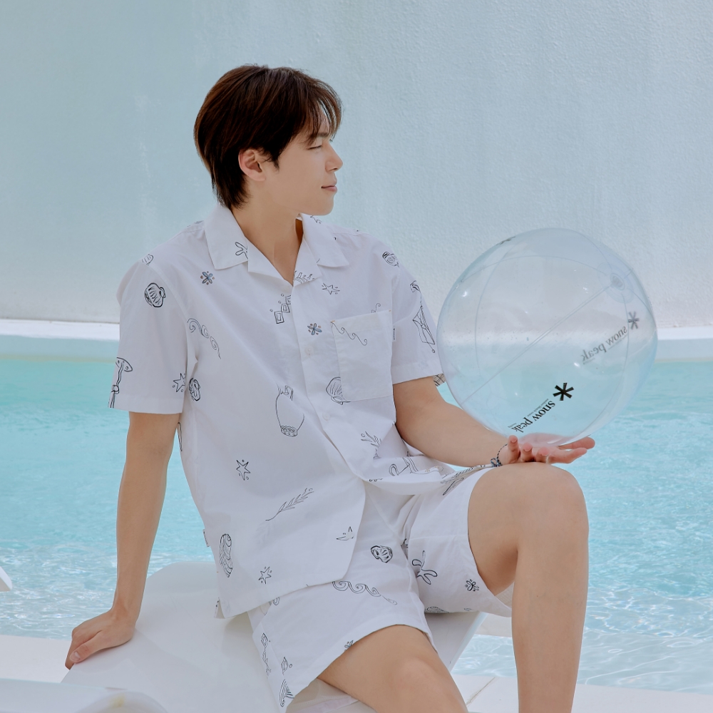 [스노우피크 X 헤르시] 그래픽 반팔 셔츠 White