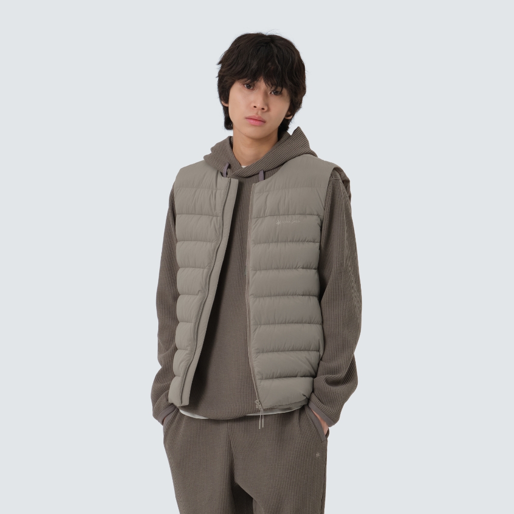 에어리 라운드넥 경량 다운 베스트 Tan Gray