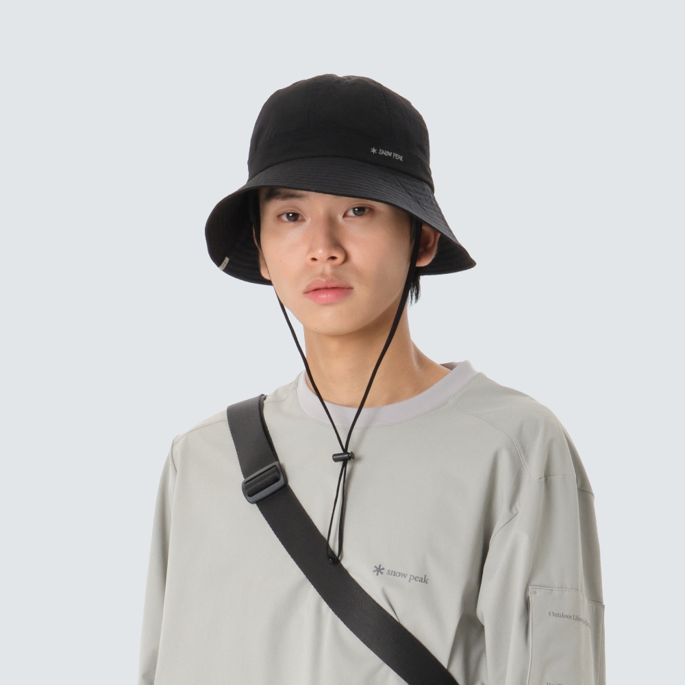 에코 타슬란 7패널 와이드 햇 Black
