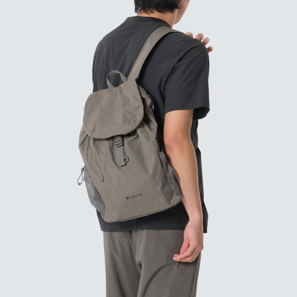 코듀라 경량 백팩 14L Dark Khaki