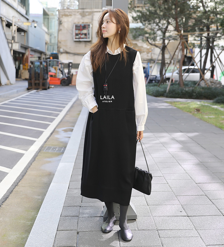 니콜 절개 블랙 드레스