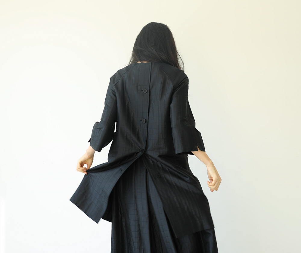 멜라스 실크 바바리블랙