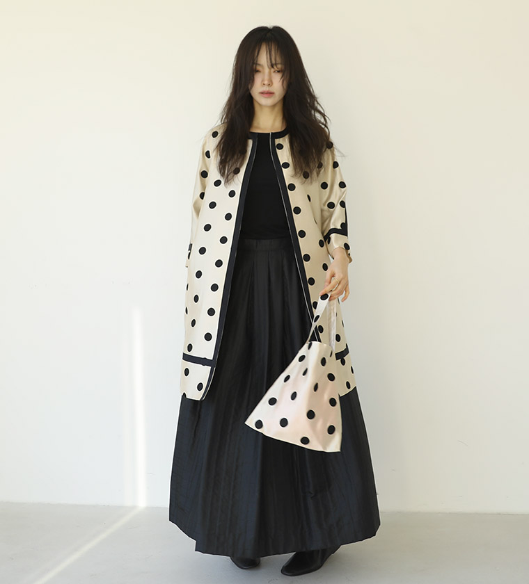 릴라 실크 바바리