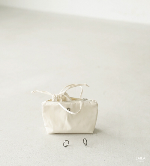 리로우 나일론 미니백