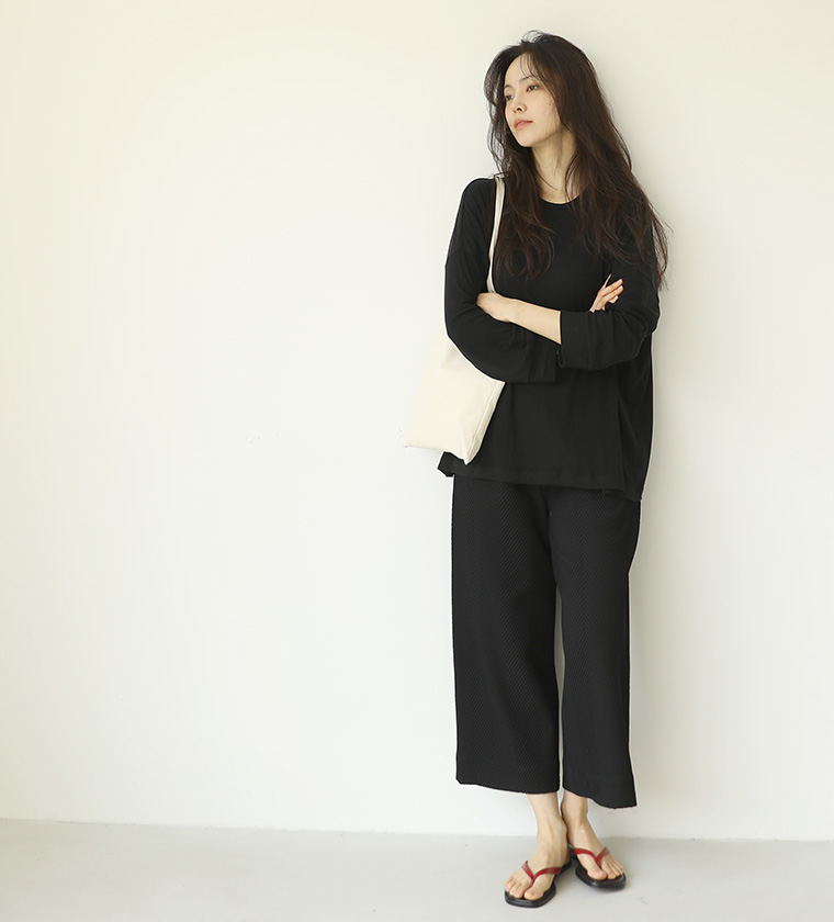 플로리스 울 탑블랙