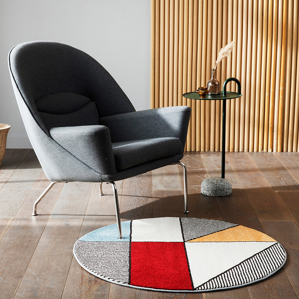 Spain Nobleza Leon Red Round Rug