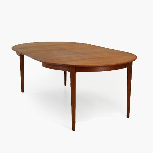 Dining Table (Designer. SorØ Stolefabrik Furniture) (CB223069)