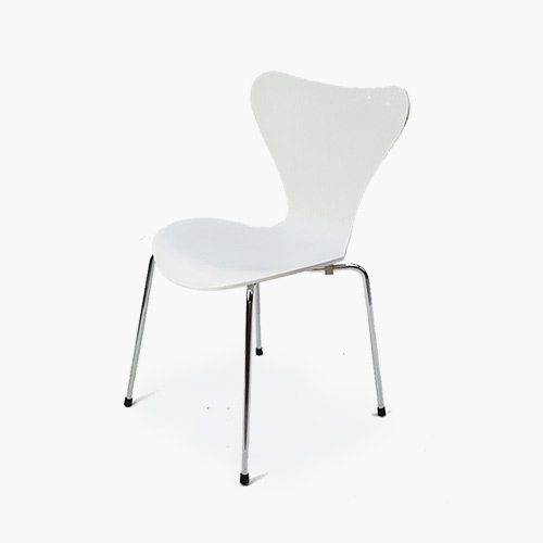 [Fritz Hansen] Series 7 Chair (White) / Sold