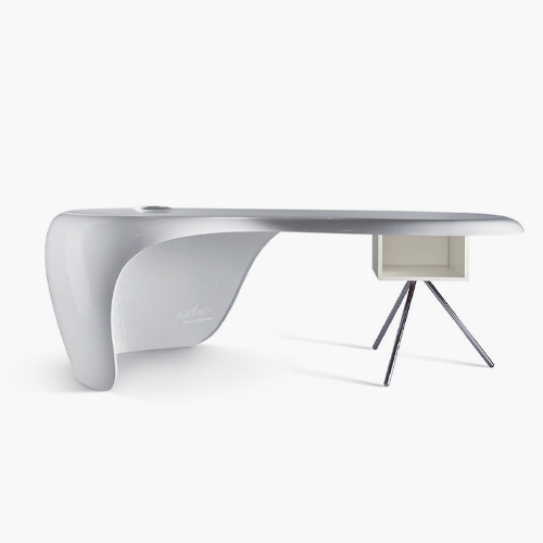 Uno desk by Karim Rashid