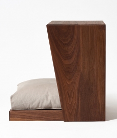 스몰스터프 HOUSE TABLE WALNUT