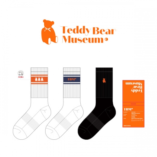 테디베어뮤지엄_ TEDDY BERA MUSEUM의 남, 여 공용 패션 자수 장목양말 제작사례.