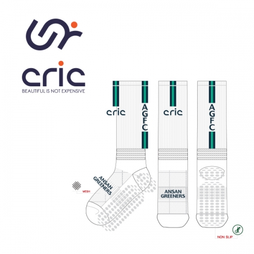 크릭_CRIC의 남, 여 공용 및 아동 스포츠 논슬립 장목양말 제작사례.