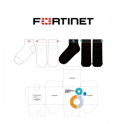 포티넷_FORTINET의 남, 녀 공용 패션 자수 발목양말 제작사례