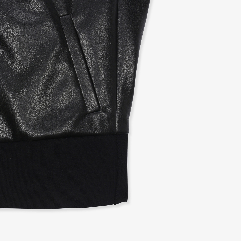 여성 아트로고 에코 레더 베스트_블랙