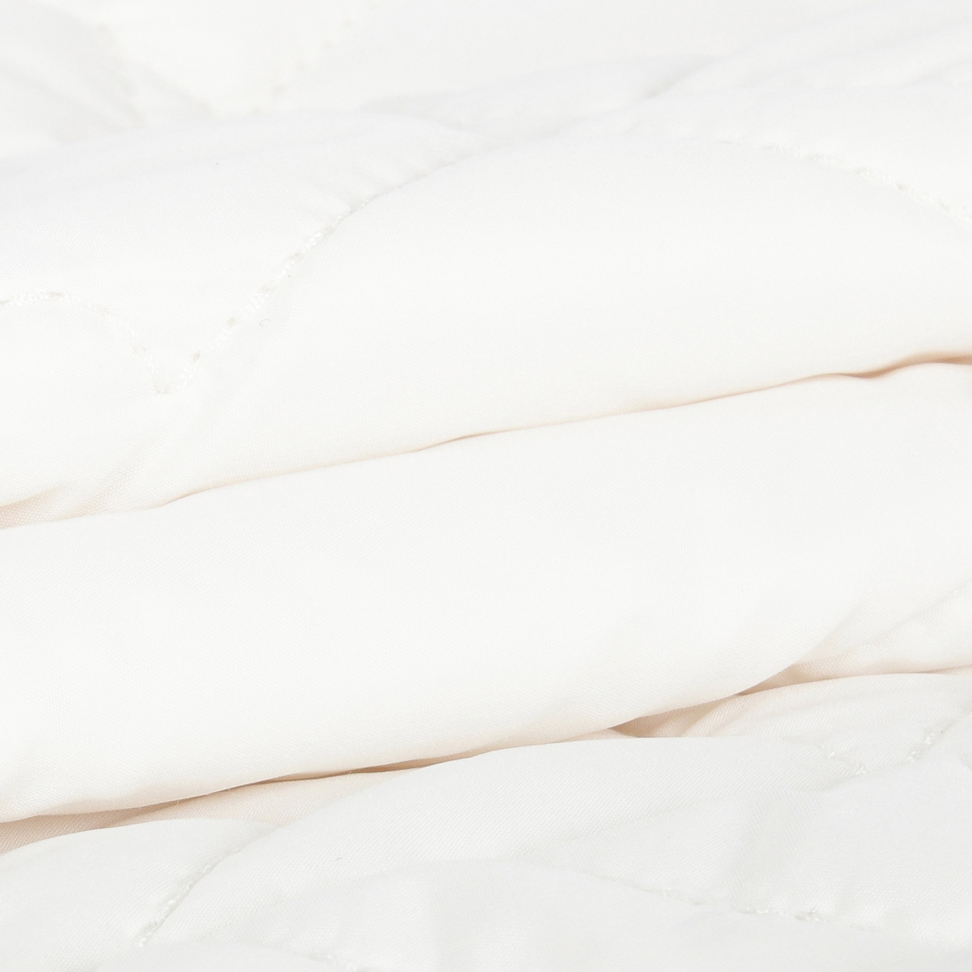 여성 볼란테 패턴 퀼팅 칼라 점퍼_아이보리