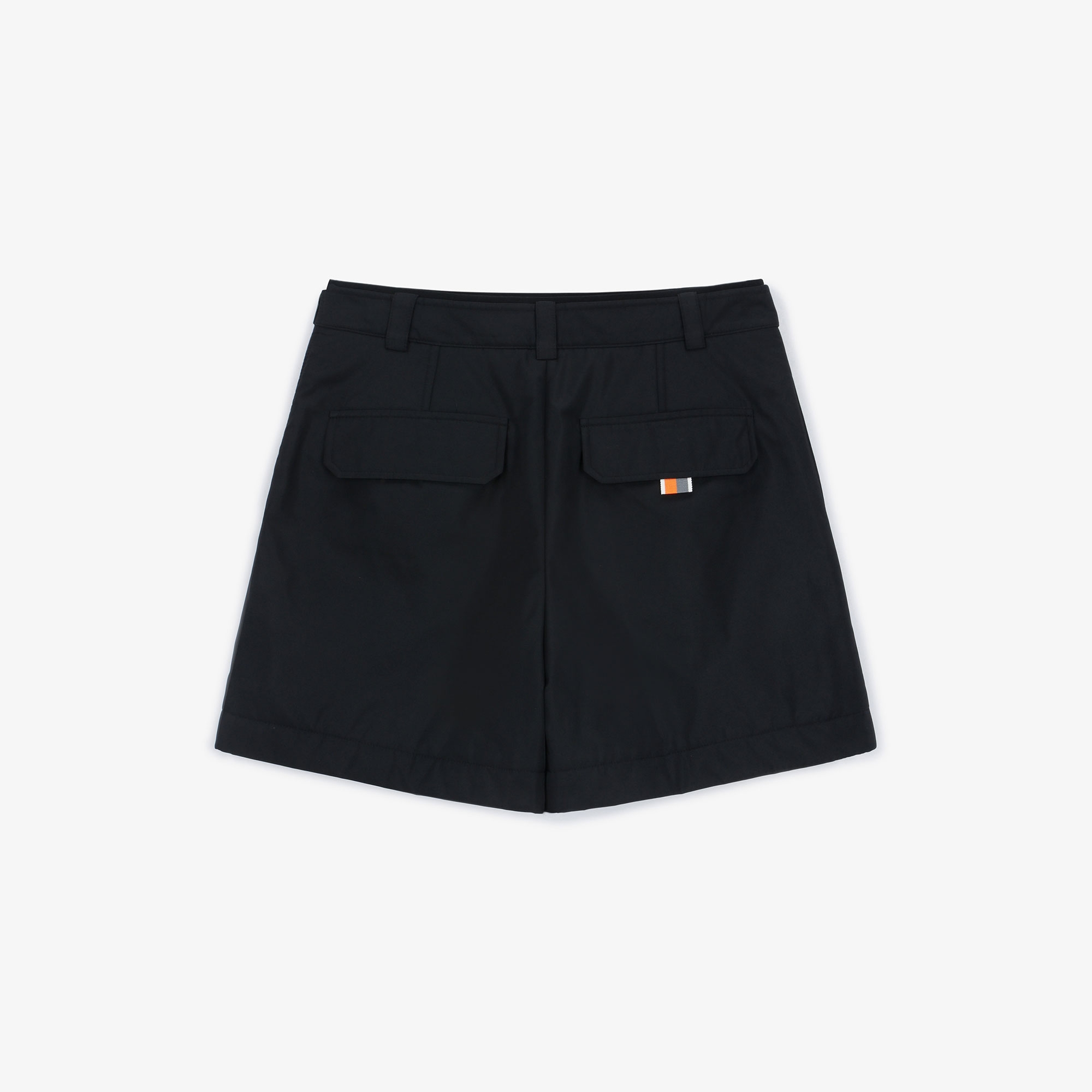 여성 빅 포켓 패딩 숏 팬츠_블랙