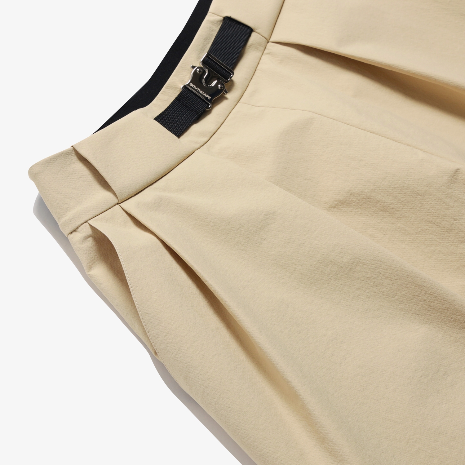 여성 사우스크로스 스커트 실루엣 벨트 숏팬츠_베이지