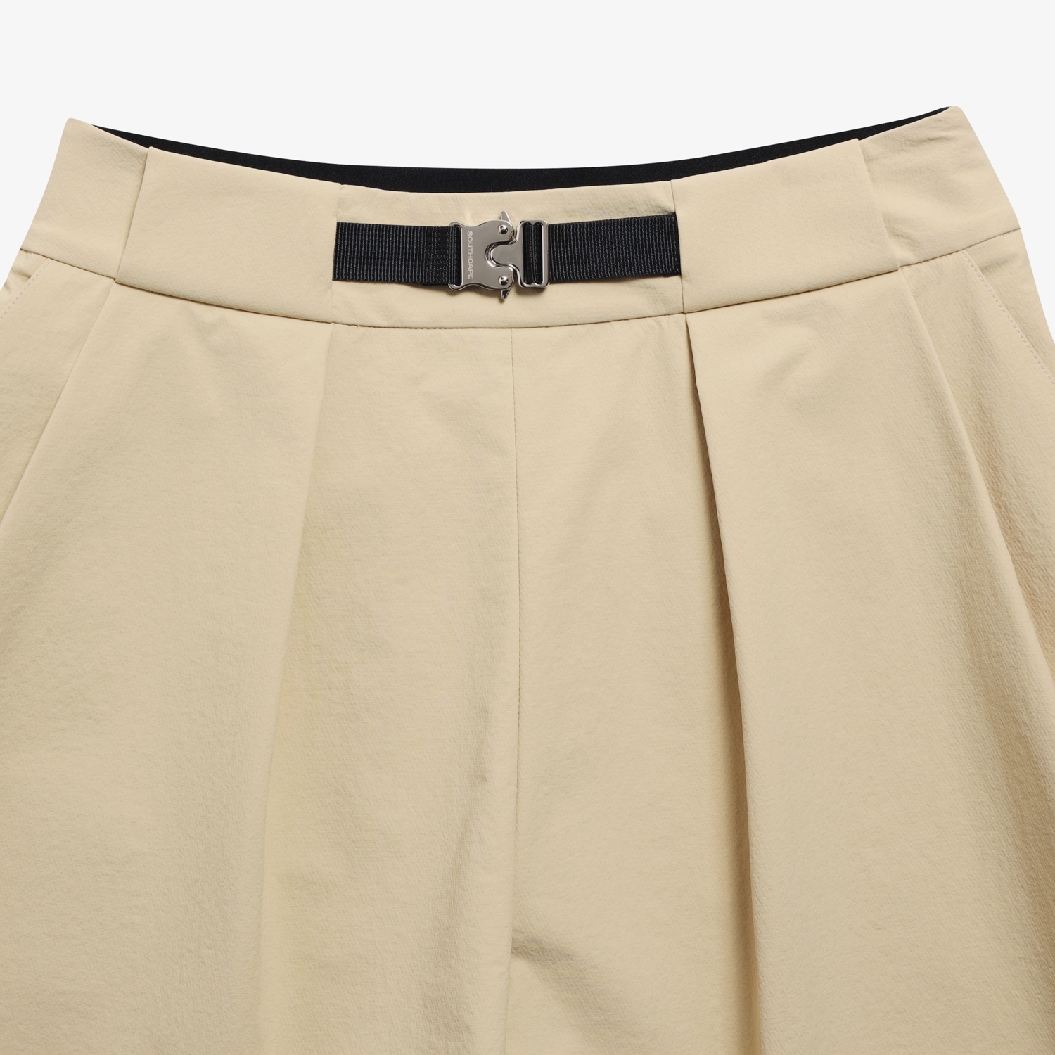 여성 사우스크로스 스커트 실루엣 벨트 숏팬츠_베이지