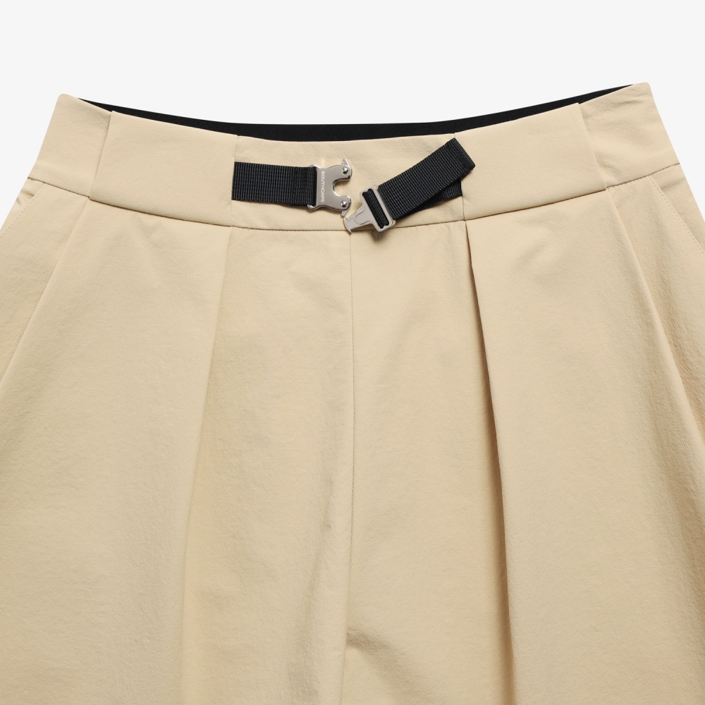 여성 사우스크로스 스커트 실루엣 벨트 숏팬츠_베이지