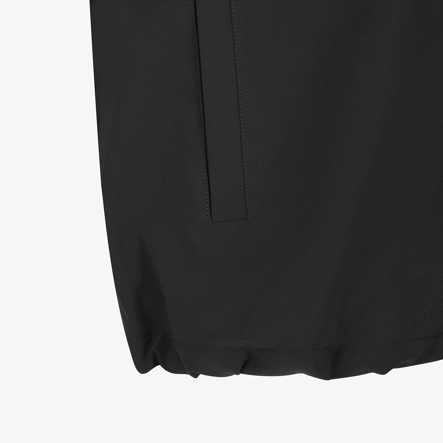 여성 사우스크로스 트리밍 디테일 점퍼_블랙