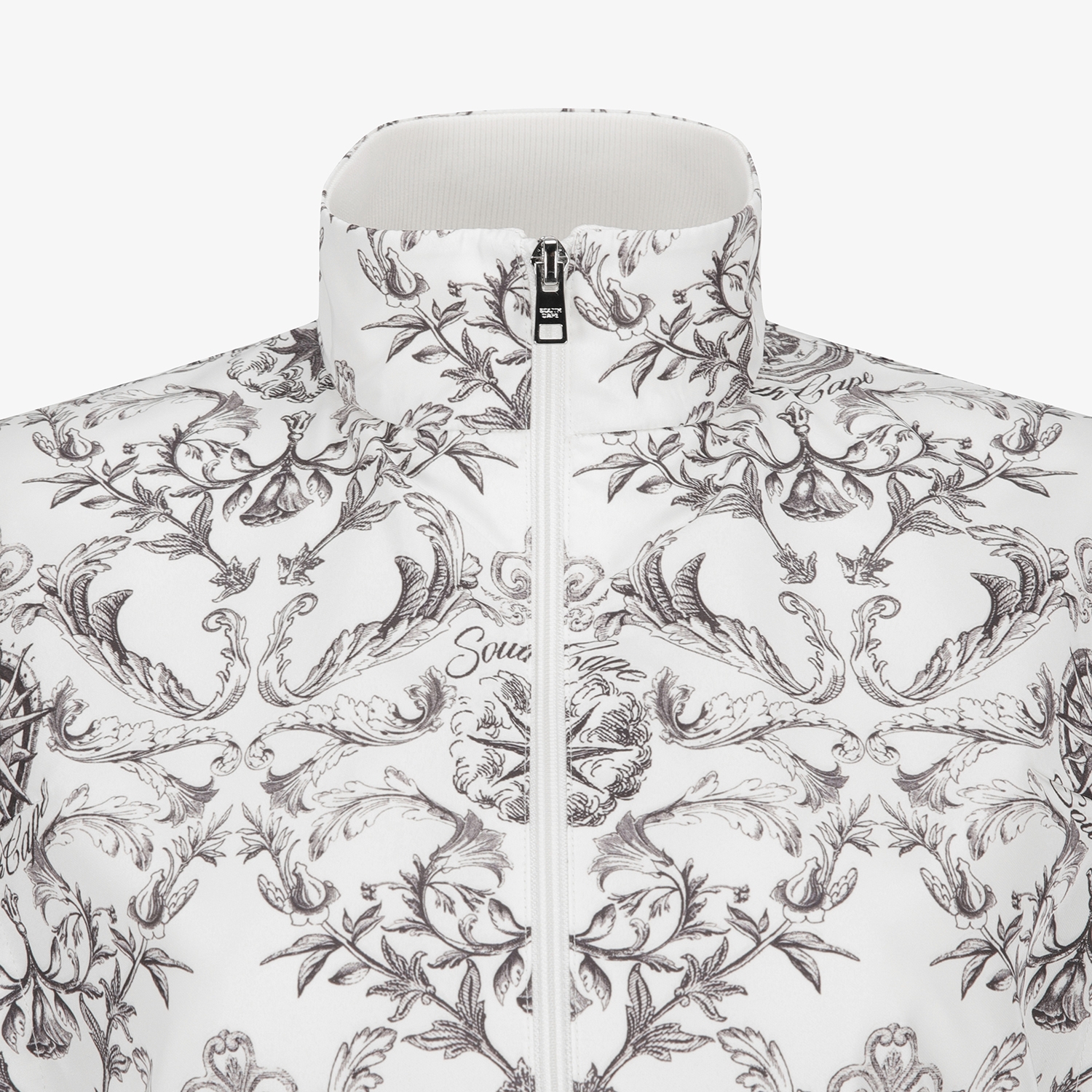 여성 사우스크로스 절개 라인 베스트_크림