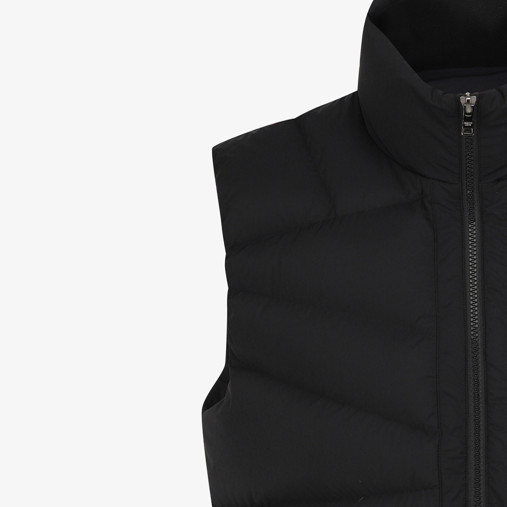 사우스케이프 남성 절개 구스 다운 베스트_블랙