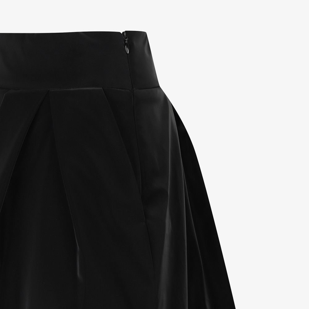 여성 사우스크로스 글로시 볼륨 플리츠 스커트_블랙
