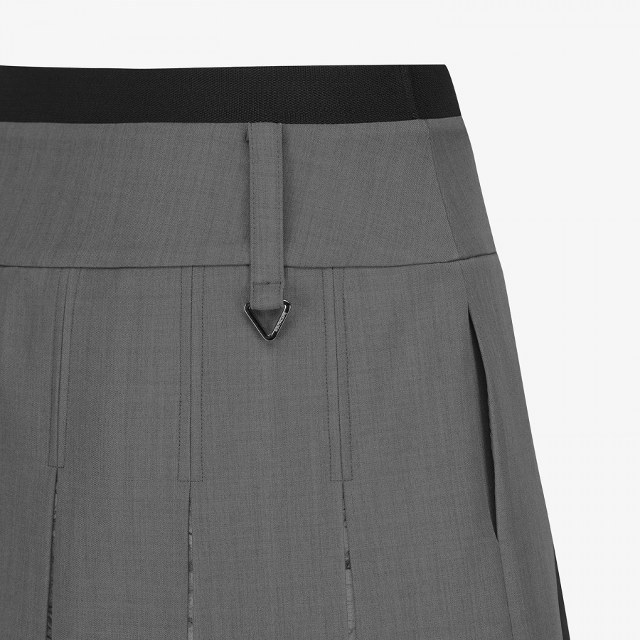 사우스케이프 여성 블러썸 패턴 플리츠 스커트_그레이