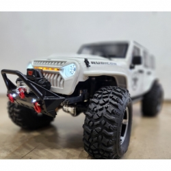 루비콘 제작 커스텀 의뢰 메탈릭 실버 무광 : TRX4 + 루비콘 레진 바디 + 이글아이 + LED + 범퍼