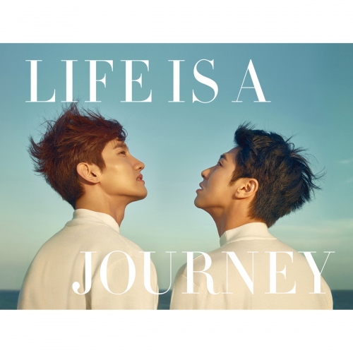 동방신기 (TVXQ!) - LIFE IS A JOURNEY [화보집]