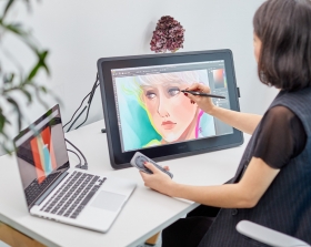 와콤 신티크 22 DTK-2260 wacom cintiq 22