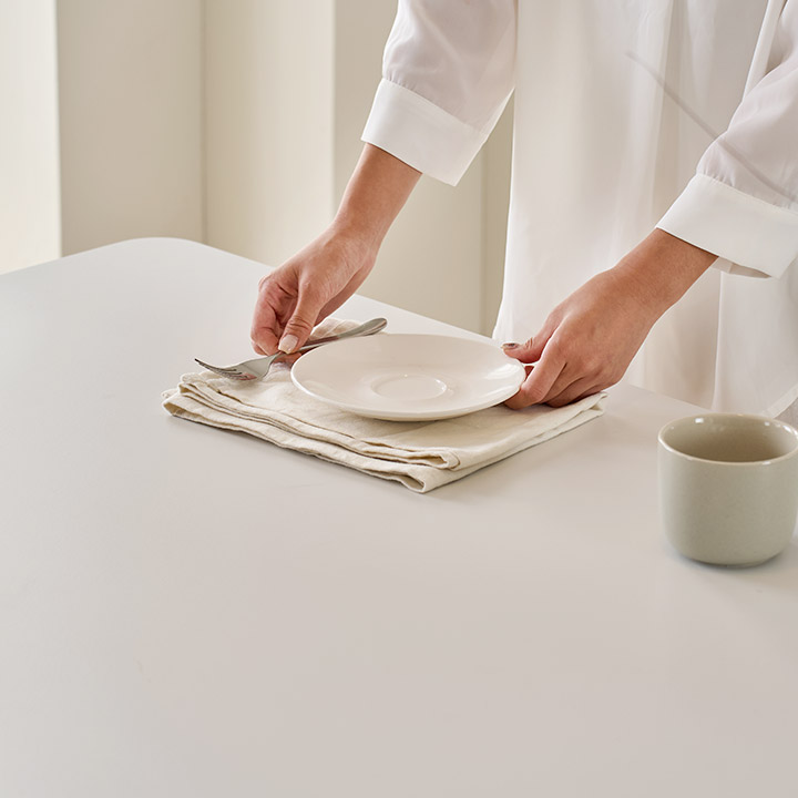 헤일드 포세린 통세라믹 원목 식탁 테이블