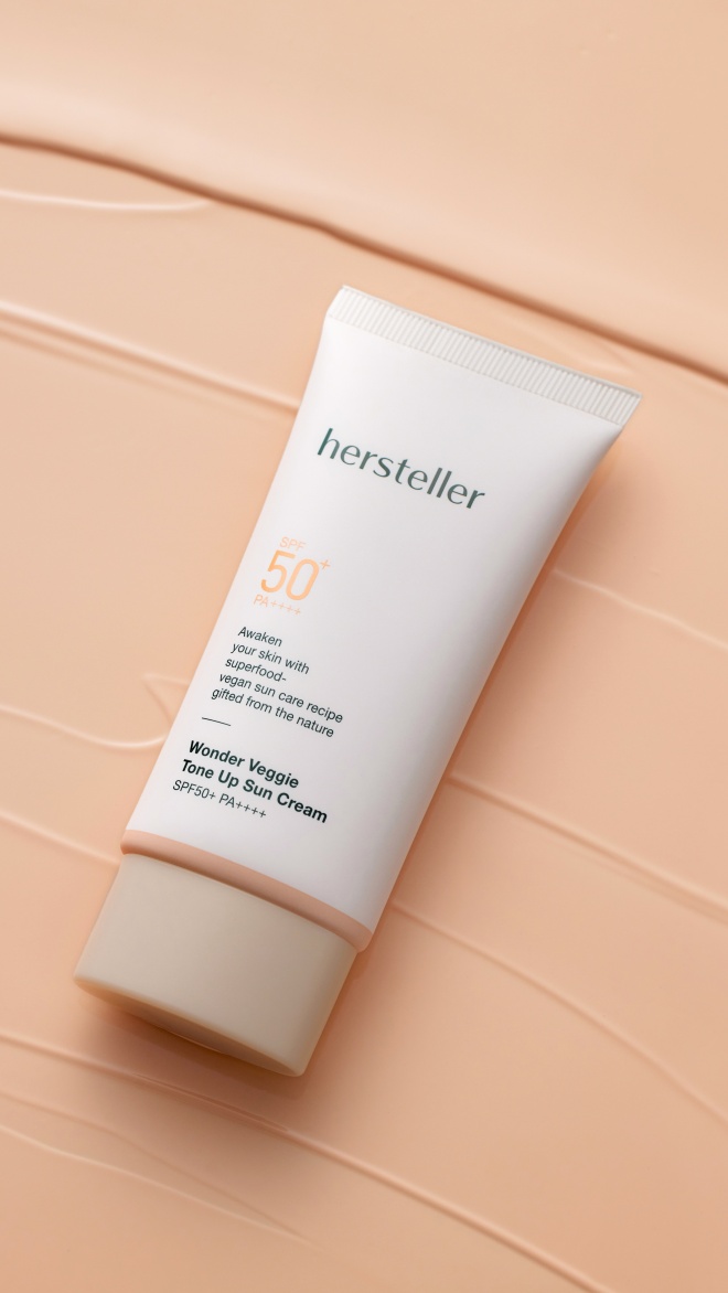 허스텔러 원더 베지 톤업 선크림 SPF50+ PA++++ 50ml