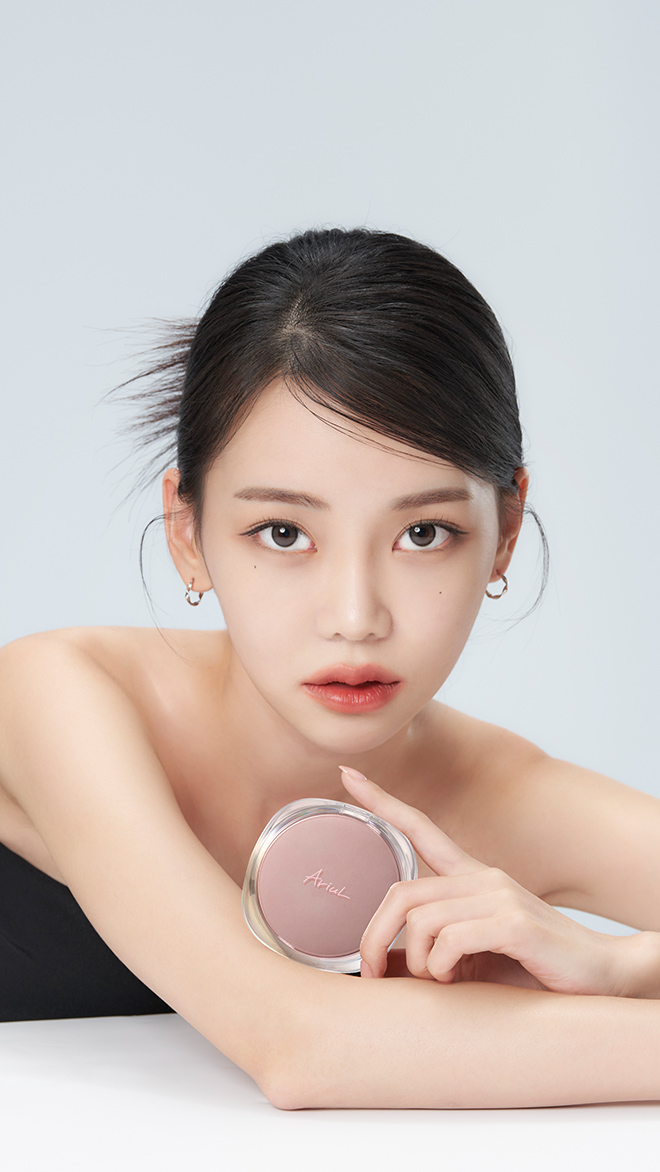 [단독증정]아리얼 잉크 피더 커버 래스팅 쿠션 SPF50/PA++++&필링패드30매+클렌징티슈30매 증정